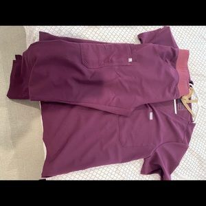 Medium/medium petite set of figs scrubs